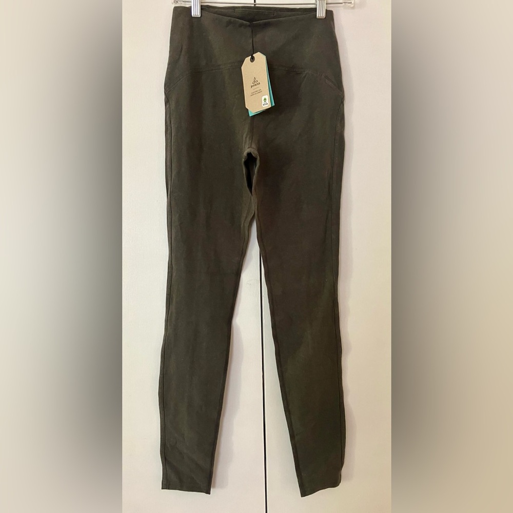 prAna Bohemia Hill Eco Hemp-Infused Legging in Dark Iron SMALL NWT 🏷️ 🌎